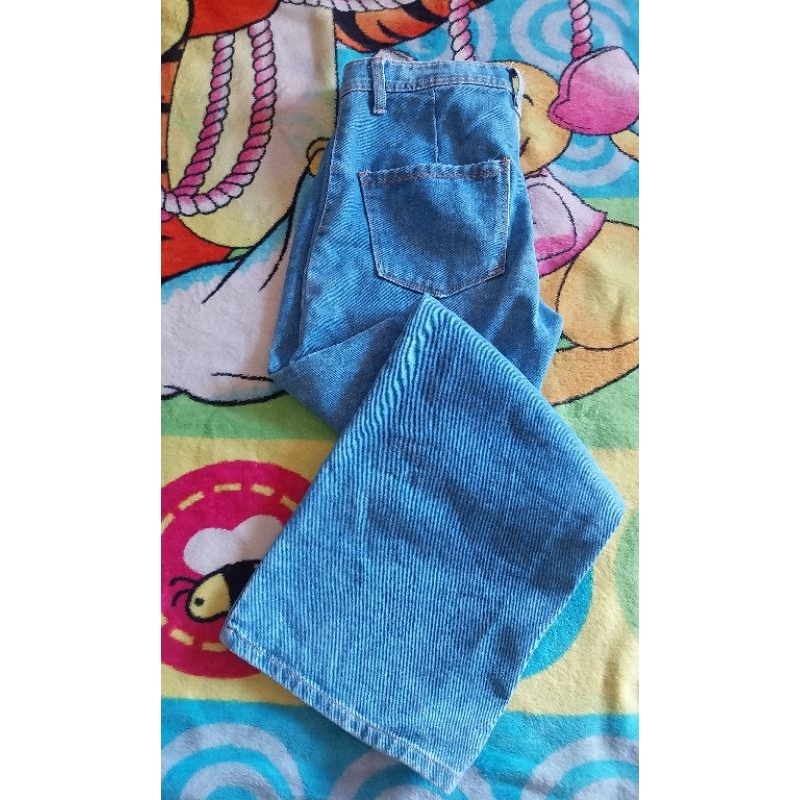 Celana Jeans Biru Kulot