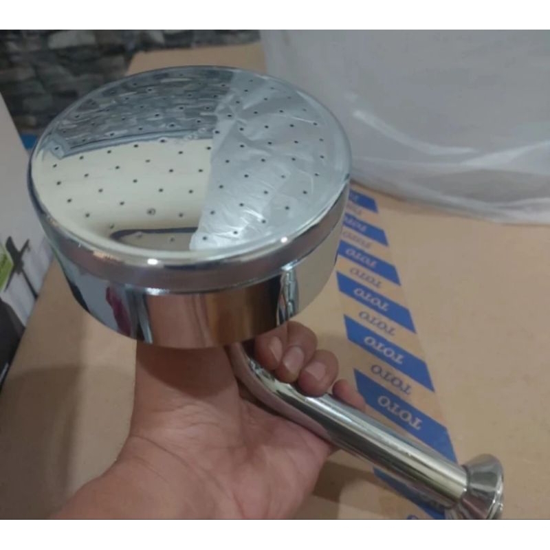 Shower Tanam/dinding Toto