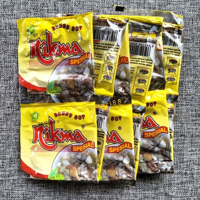 

BUMBU SOP Bumbu Masak Tradisional NIKMA Spesial 1 renteng (12 x 5gr)