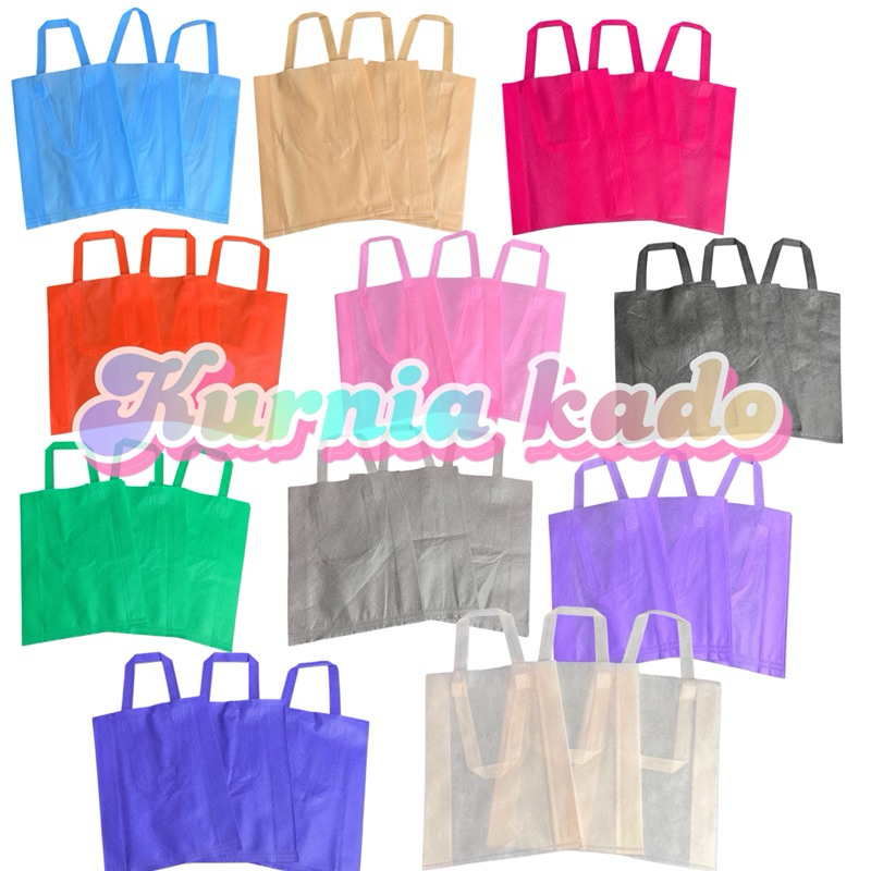 

Tote bag goodie bag polos tas spunbond tote bag 35 cm x 25 cm paper bag tas kain kurnia kado