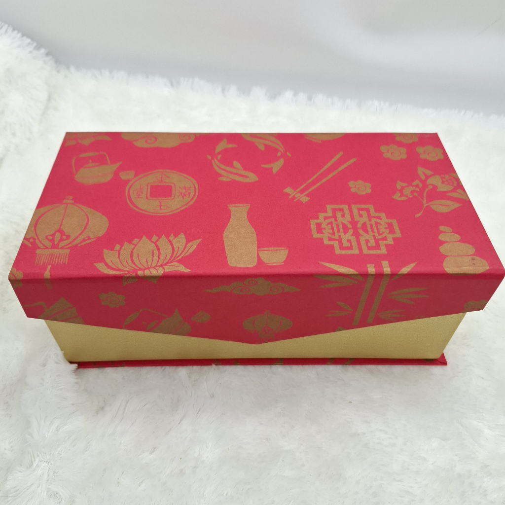 

Hard box MD 22x11x8cm kado Natal Imlek / kotak kue lapis separo / bingkisan xmas gift/box hampers