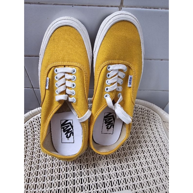 VANS Sepatu Wanita Kanvas Kuning