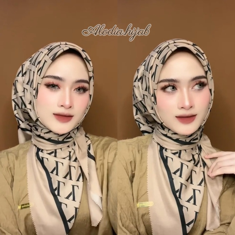 Hijab Segiempat LY Monogram Lilyourstylee