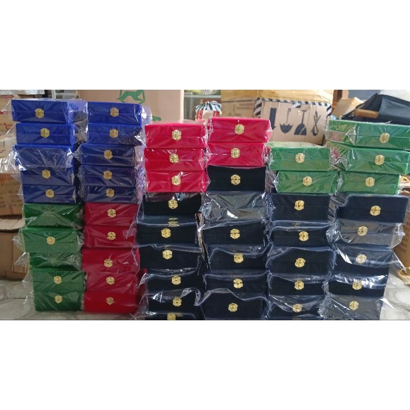 BOX KOTAK PLAKAT,BOX KAIN BLUDRU,KOTAK PERHIASAN,SOUVENIR,KOTAK MAHAR, PLAKAT MURAH, PLAKAT AKRILIK,