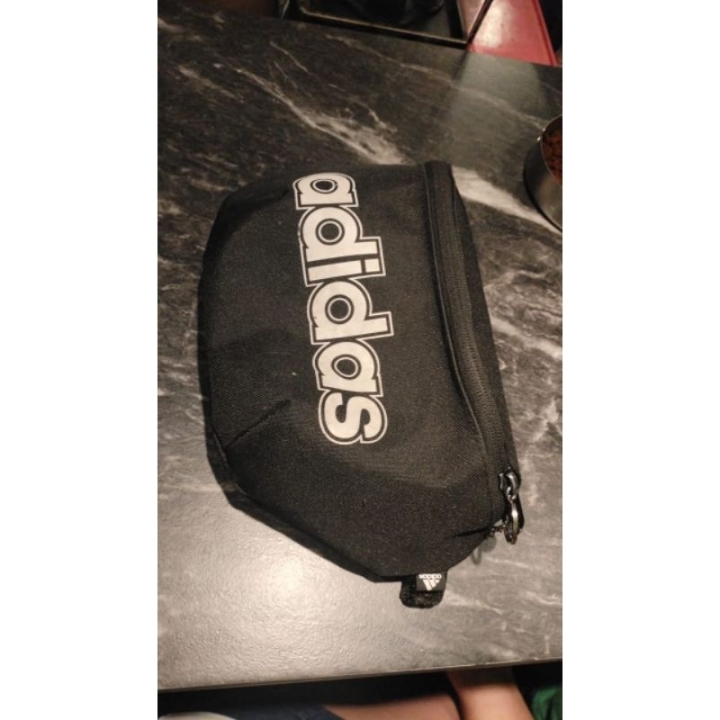 PRELOVED Adidas tas selempang Hitam