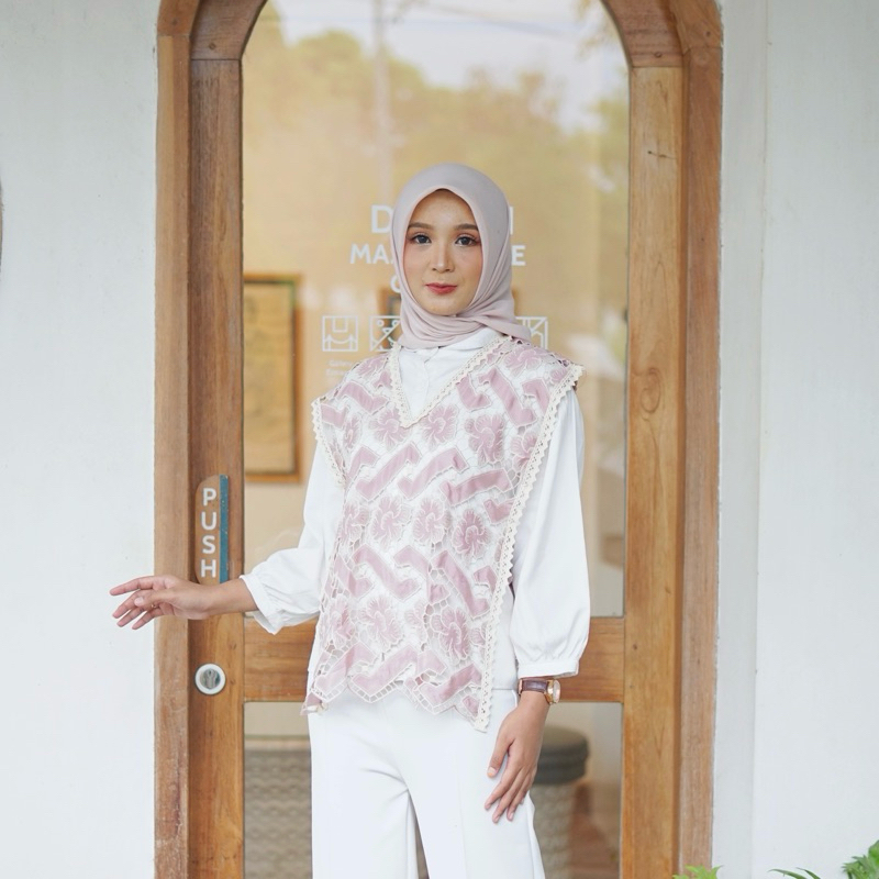 Delova Wardrobe - VEST CLARA Rompi Brukat Modern Casual | Vintage Bordir Premium Outfit Atasan Wanita Outer Tali Renda Luaran Baju Pakaian Tulle Tile Lace Brokat Prada Viral Lebaran Raya Kebaya Kondangan Wisuda Kekinian Simple Elegan Chinese