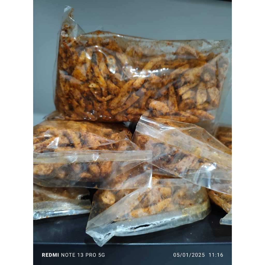 

Basreng Baso Goreng pedas daun Jeruk