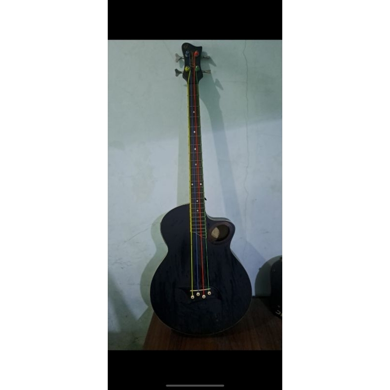 Gitar Bass - Guitar Bass akustik elektrik - Gitar Gillmore - Gillmore