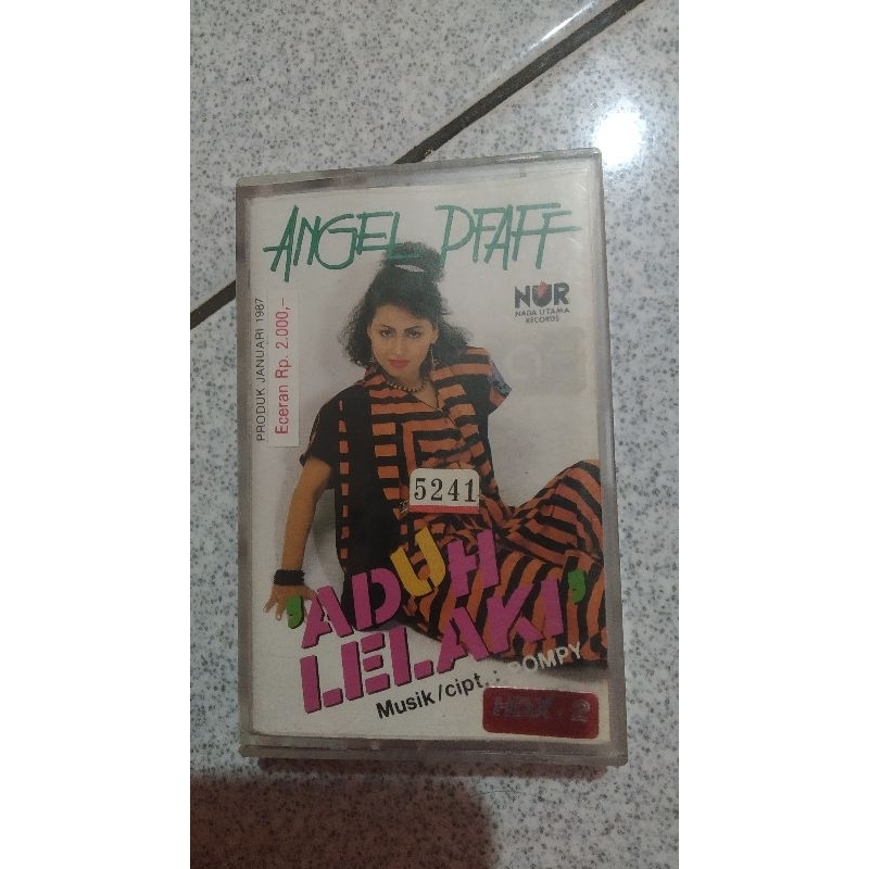 kaset pita angel pfaff-aduh lelaki