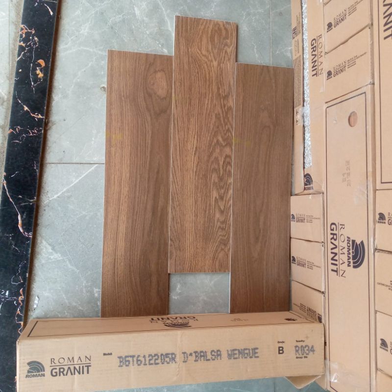 Granit lantai 15x60 roman d balasa wunge