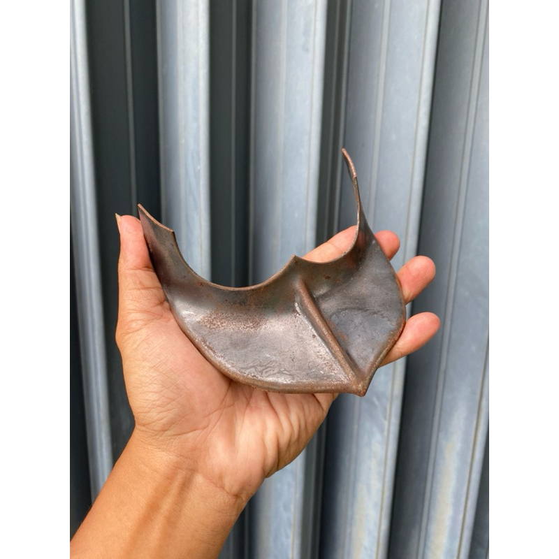 KEPET SLEBOR KEPETAN SPAKBOR FENDER BELAKANG CB100 CB125 ORIGINAL HANDMADE PRESS NGANJUKAN