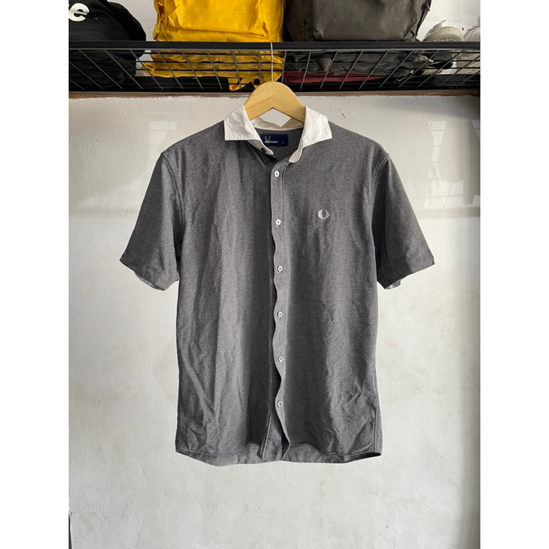 KEMEJA FRED PERRY