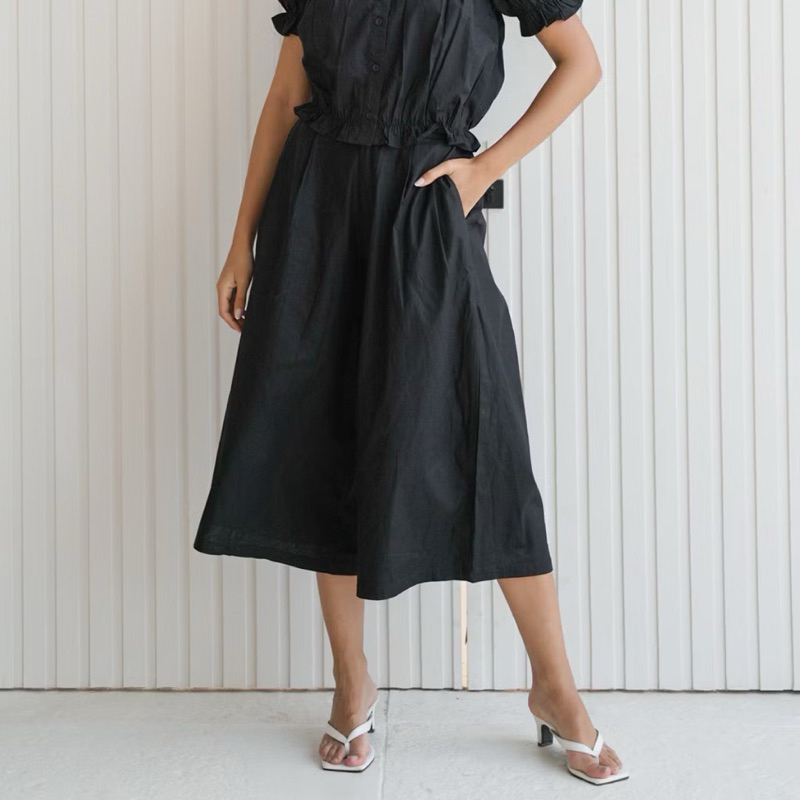 Kulot Beatrice Clothing