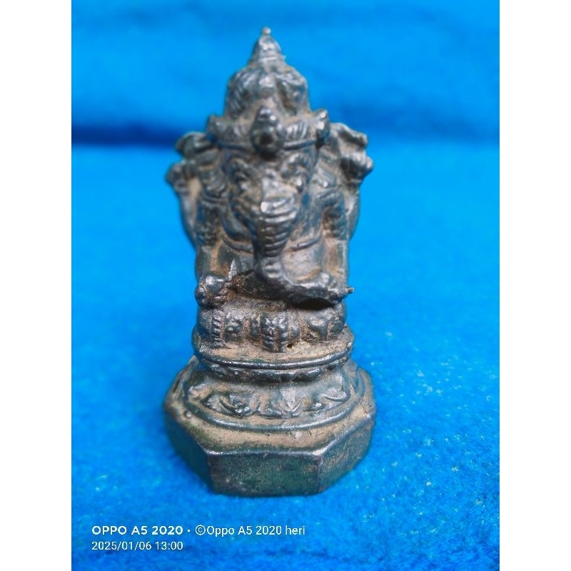 koleksi patung Ganesha antik