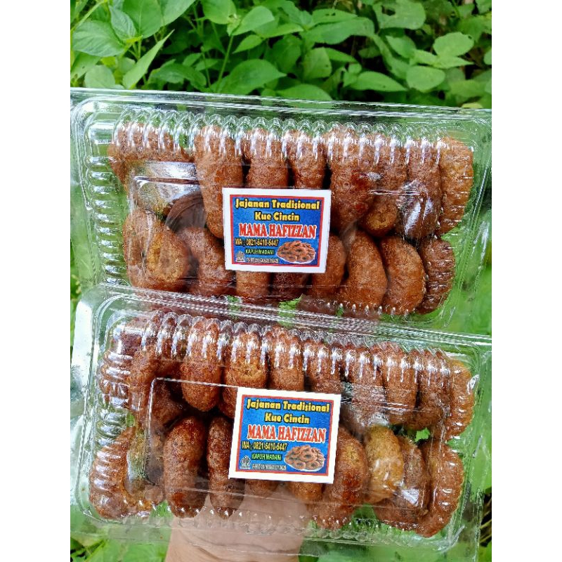 

Kue Cincin Gula merah jajanan tradisional isi 16 biji/ bks mika