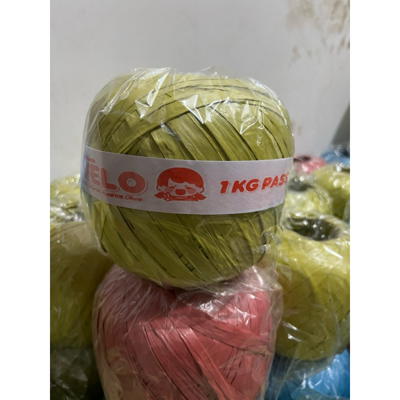 

Tali plastik 1 KG PASS Rafia Rumput Jepang MAKASSAR