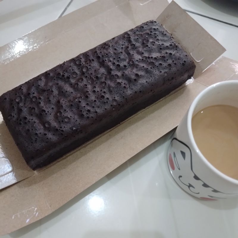 

Brownies Premium Nyoklat Moist Enak Mantul Ukuran 20 x 10 cm Roti Coklat Bronis Amanda Brownies Lembut