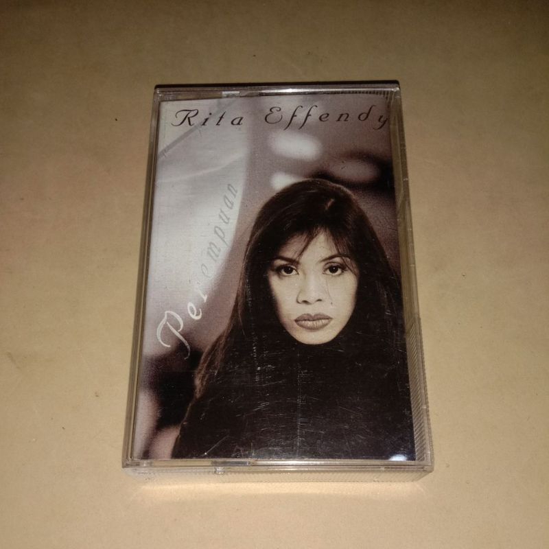 kaset rita effendy perempuan