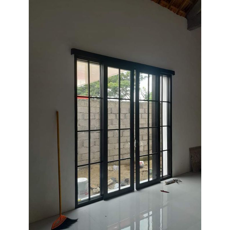 pintu aluminium sleding lebar 220 x tinggi 210  2 daun+kaca mati 2 daun ornamen full kaca 5mm