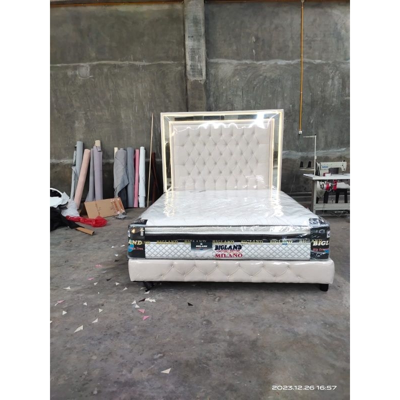 DIPAN DIVAN SANDARAN KACA BALDU