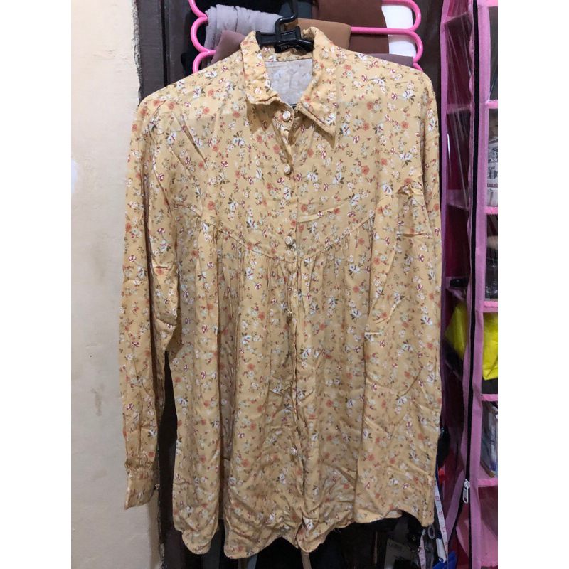 kemeja wanita motif bunga merk zara