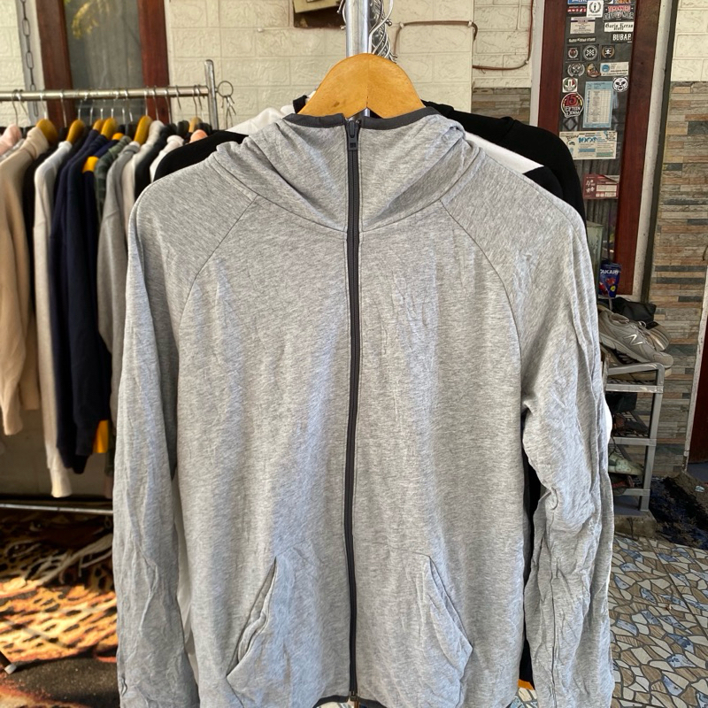 hoodie Uniqlo second