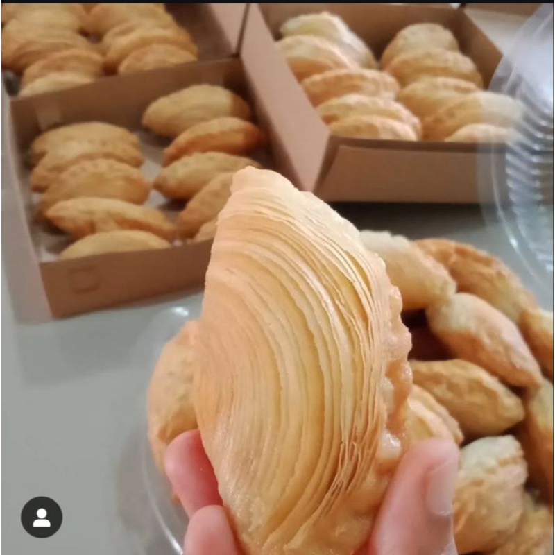 

KARIPAP RASA DURIAN / COKLAT KEJU/ KARI AYAM / RAGOUT AYAM / DAGING / TUNA PEDAS