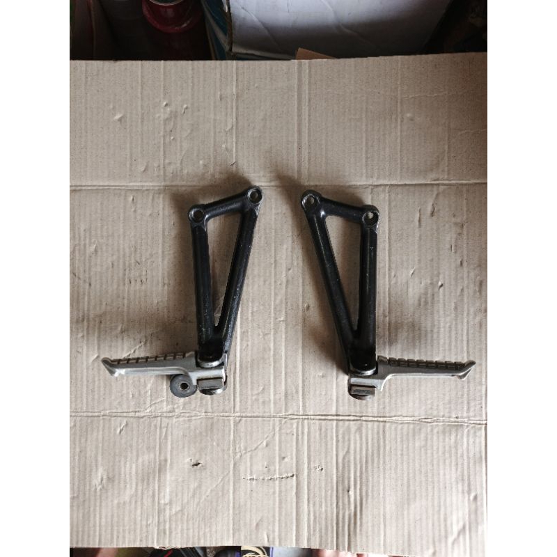 Footstep footstep belakang Ninja Rr old pnp Ninja RR new 150 original copotan