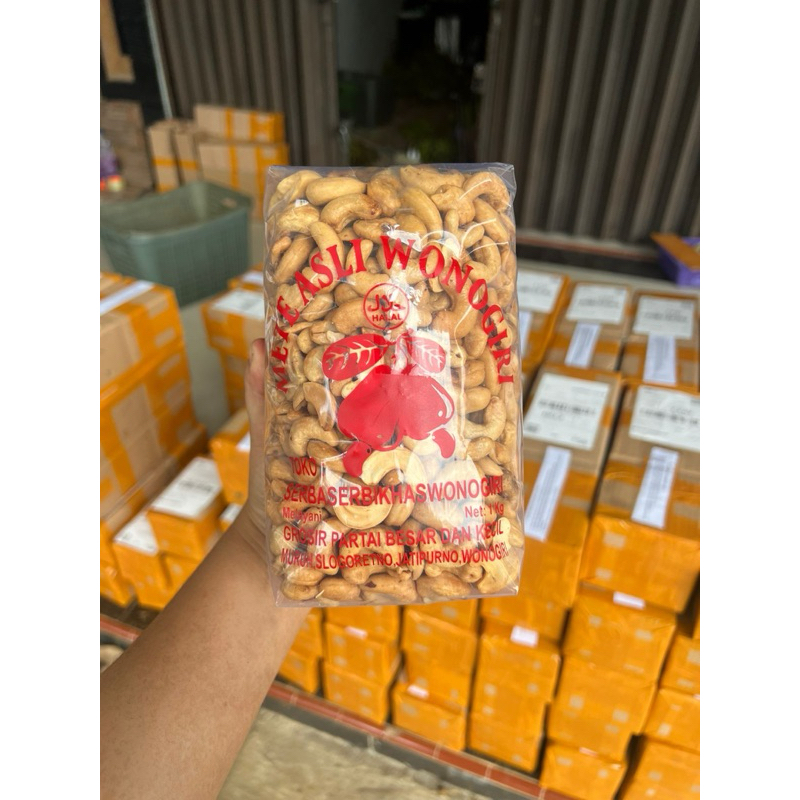 

PROMO KACANG METE GORENG GURIH BAWANG 1KG