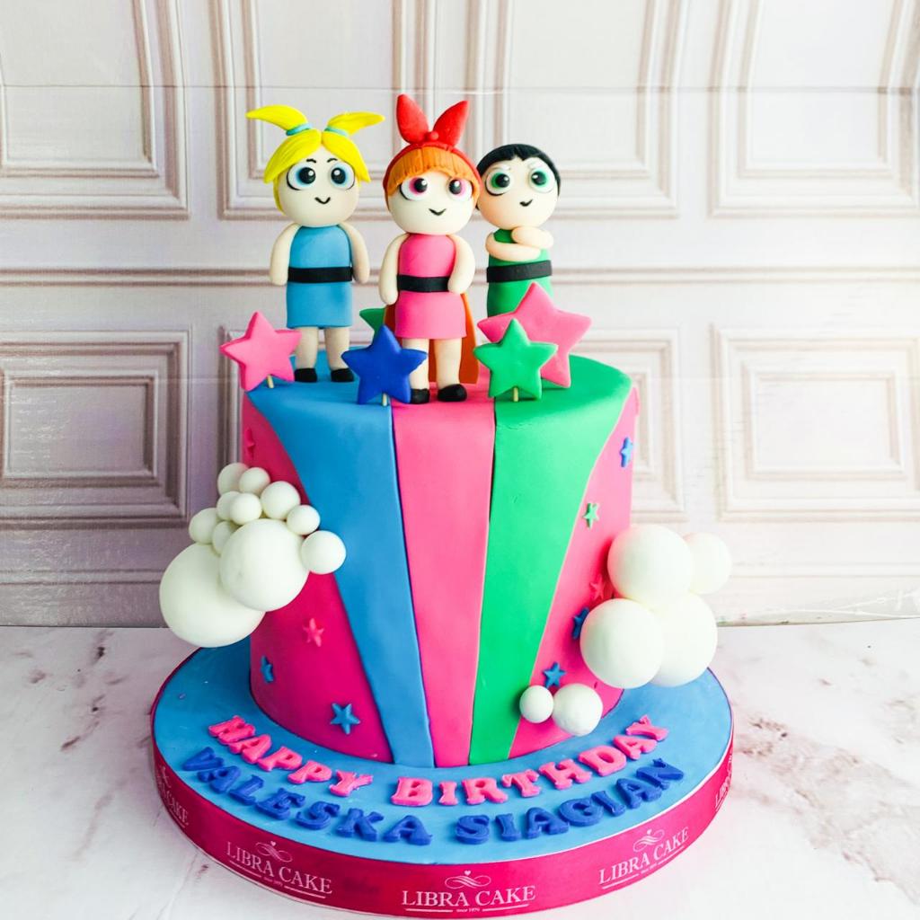 

Kue Ulang tahun/birthday Cake/Kue Ultah Tema Super Girl/Kue Anak perempuan