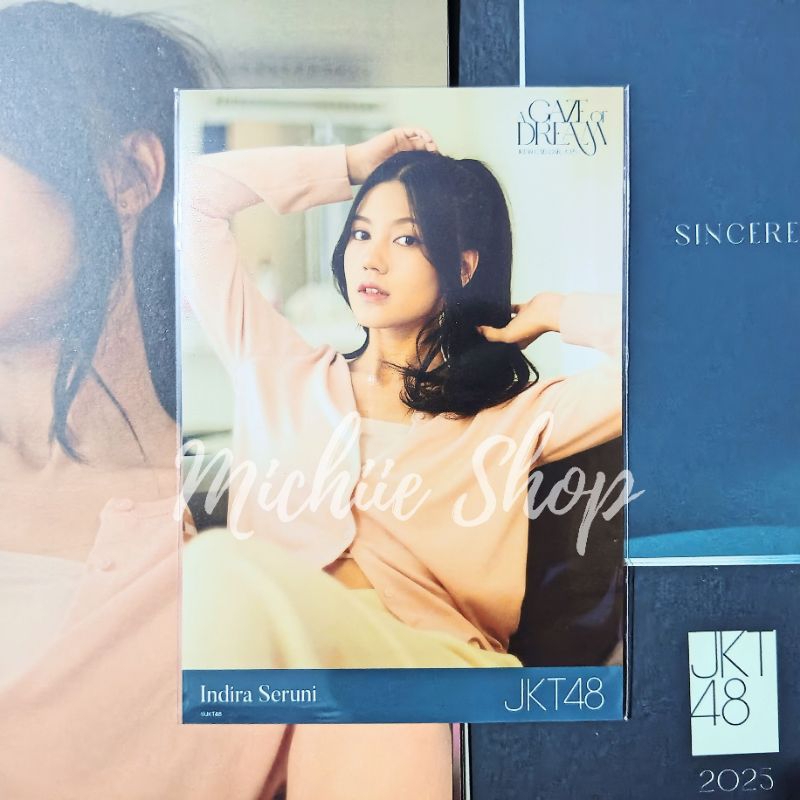 Photopack Indira JKT48 2025 Calendar A Gaze Of Dream (Sincere) Official | Photopack JKT48 2025 Calen