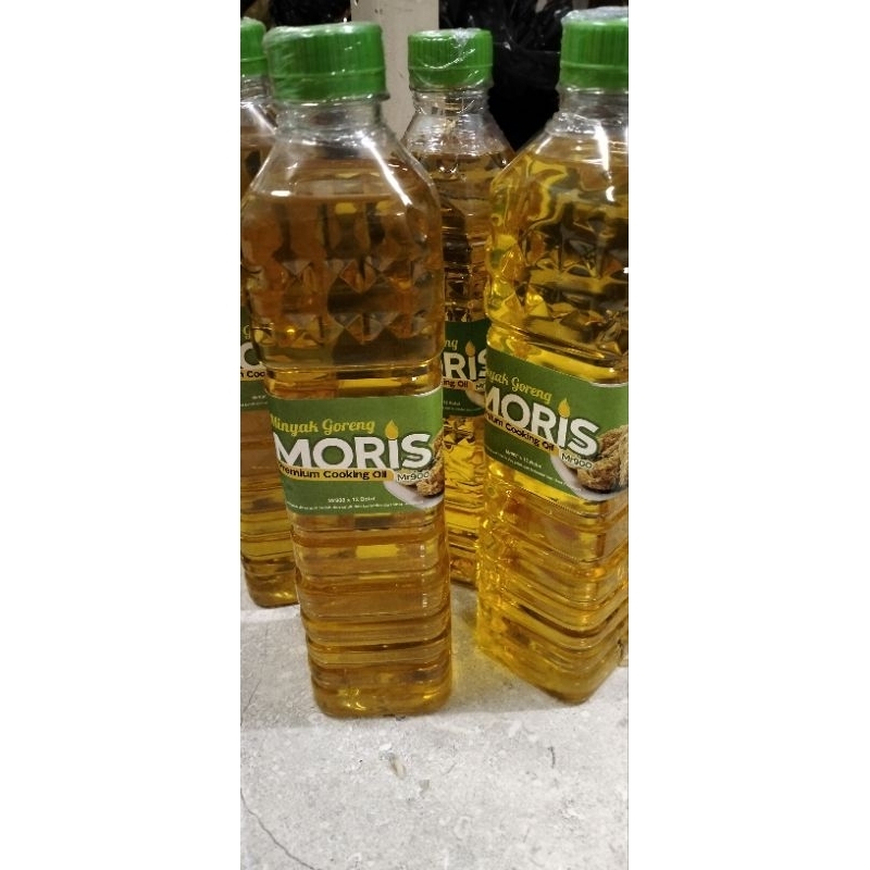 

2 botol minyak goreng Moris Mr900 atau Sanky S900