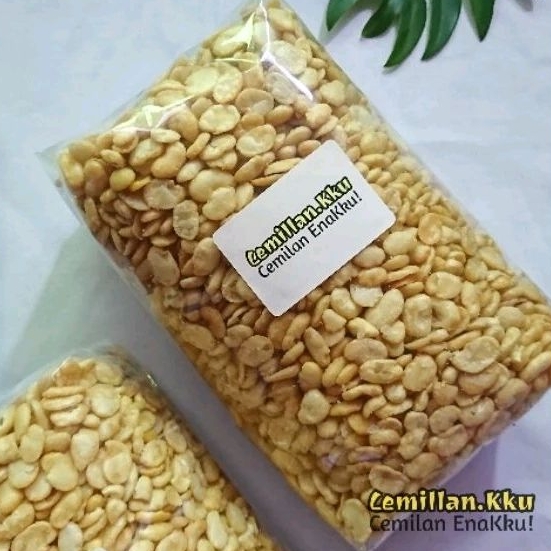

1Kg Koro Kupas Jaipong Original / Kacang Bali Cemilan Gurih Asin dan Renyah