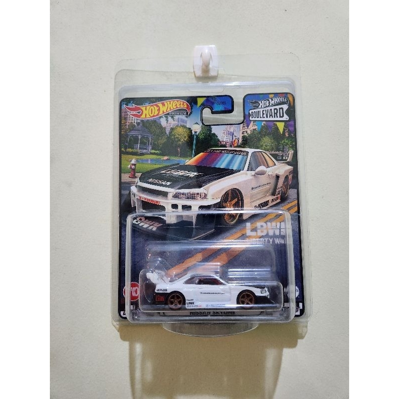 Hot Wheels Premium R34 Lbwk Putih