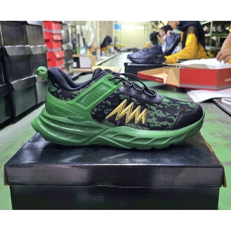SEPATU EXDUMA CAMOU GREEN FACE LITE 2024