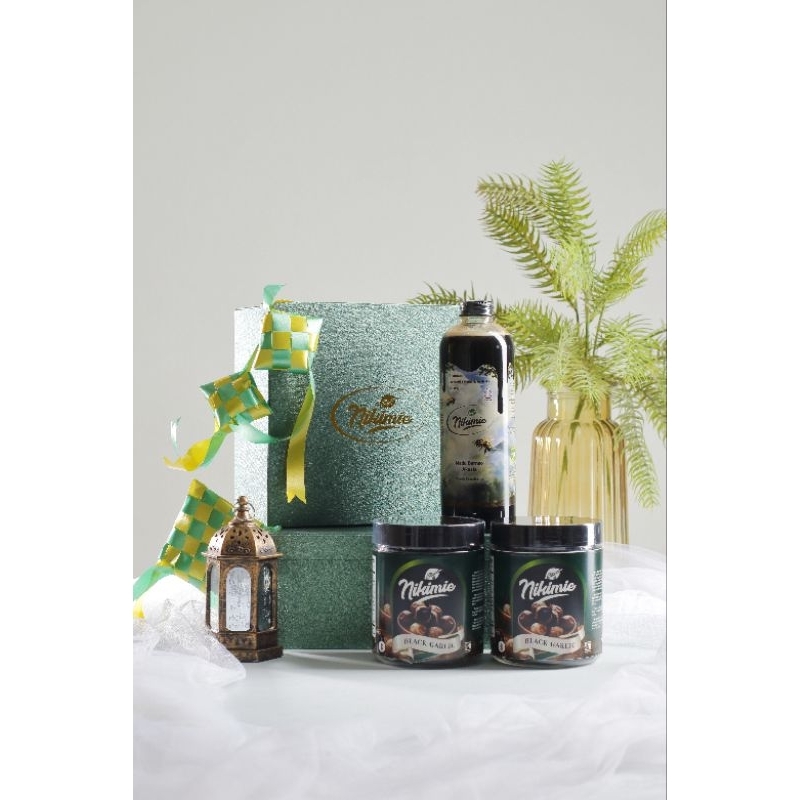 

HAMPERS LEBARAN ,NATAL CHRISTMAS SOUVENER TAHUN BARU NIKIMIE BALIKPAPAN KALIMANTAN TIMUR