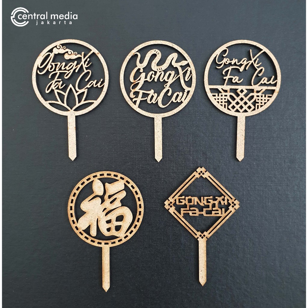 

Cake Topper Imlek Kayu MDF Mini Dekorasi Hiasan Kue Chinese New Year Snake 2025