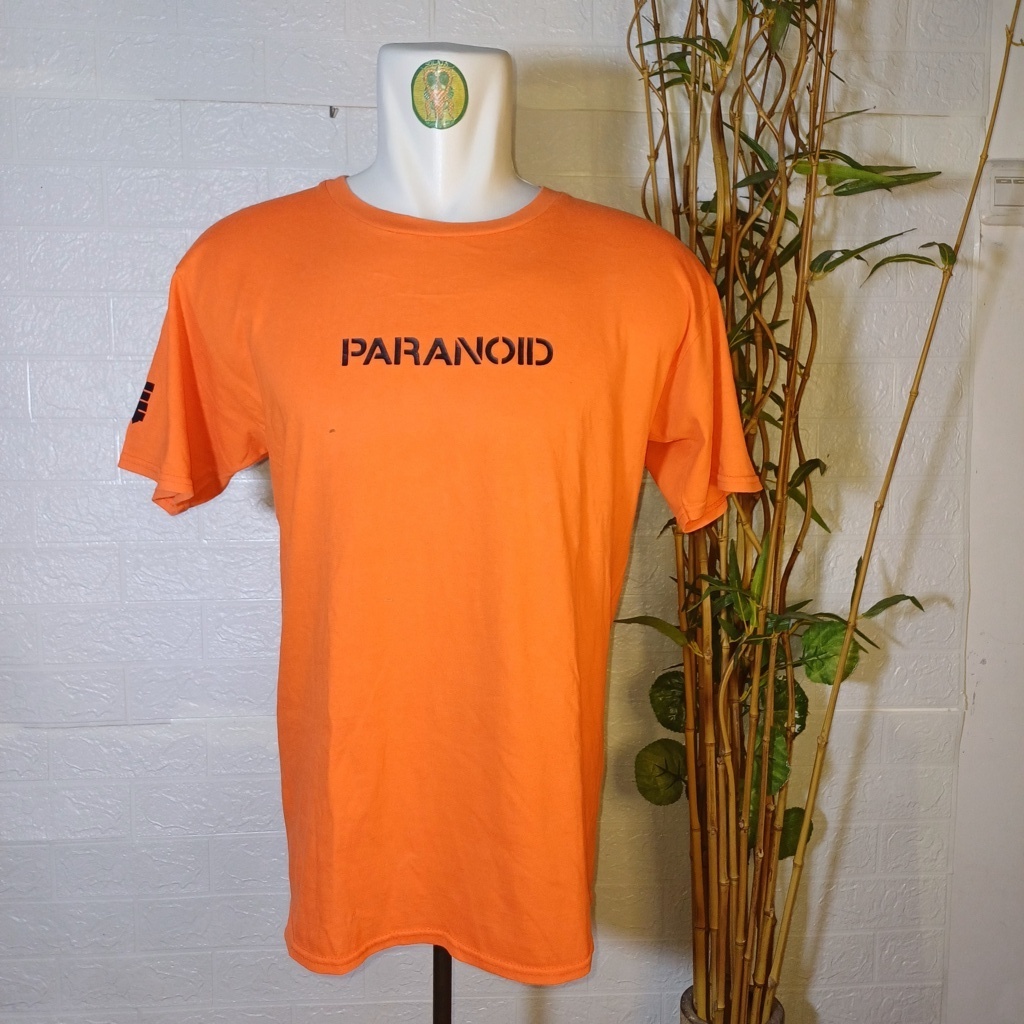 KAOS ANTI SOCIAL SOCIAL CLUB PARANOID, SIZE L (SECOND BRANDED) ORANGE PEKAT, PT93