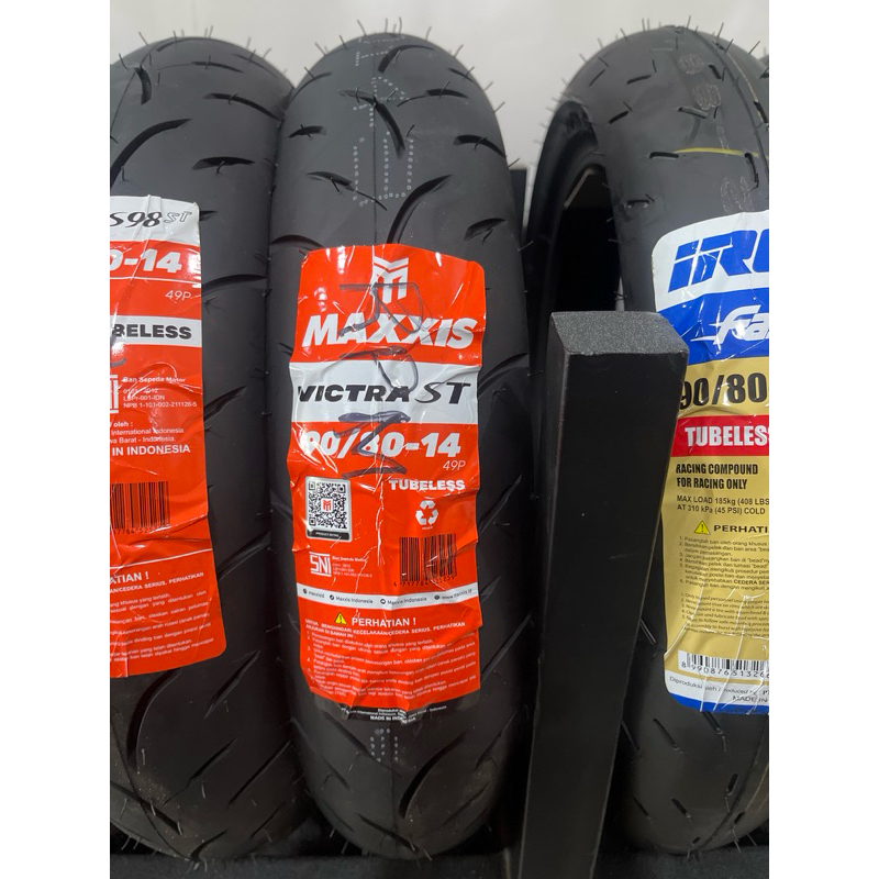 Ban maxxis Victra 90/80 Ring 14