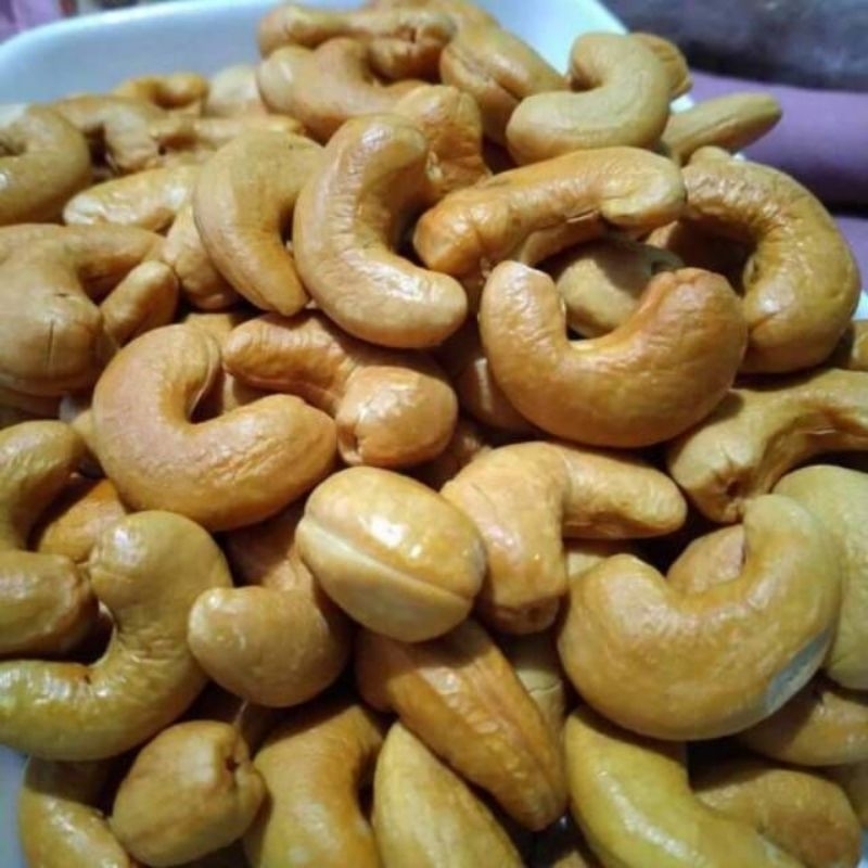 

Kacang Mede Matang Asli Wonogiri 500 Gr