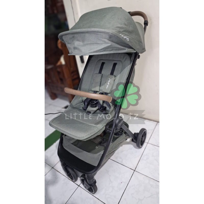 Nuna Trvl Stroller Green Preloved, Bonus Rain Coat Baru