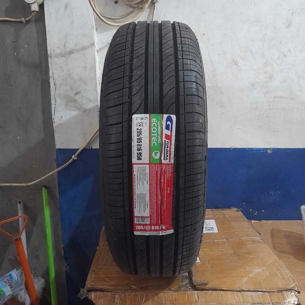 Ban Mobil Standar Innova Reborn Ring 16 Merk GT Radial Ecotec 205 65 R16 Gratis Pasang Di Toko