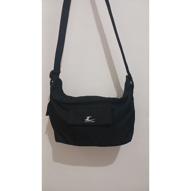 prelove sling bag kanvas unisex Lecaf