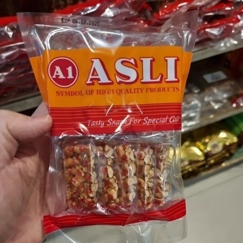 

Ting-Ting Lite Siantar