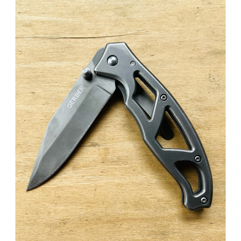 pisau lipat Gerber paraframe (original bekas)