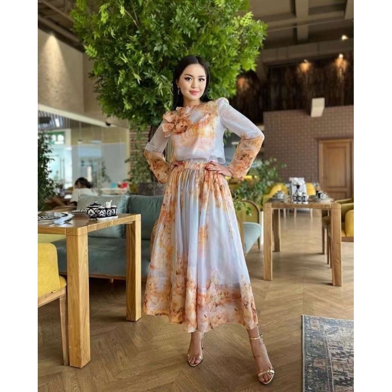 set top skirt FloraL flower bunga brocade orang tua sister photoshoot europe paris gaun pesta weddin