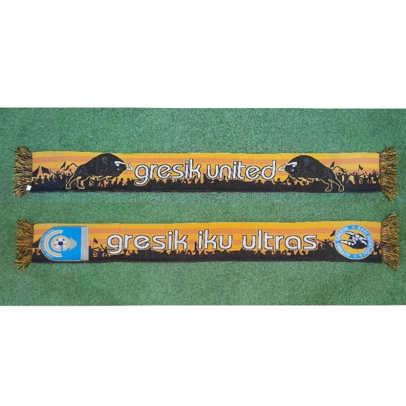 Syal Gresik iku Ultras