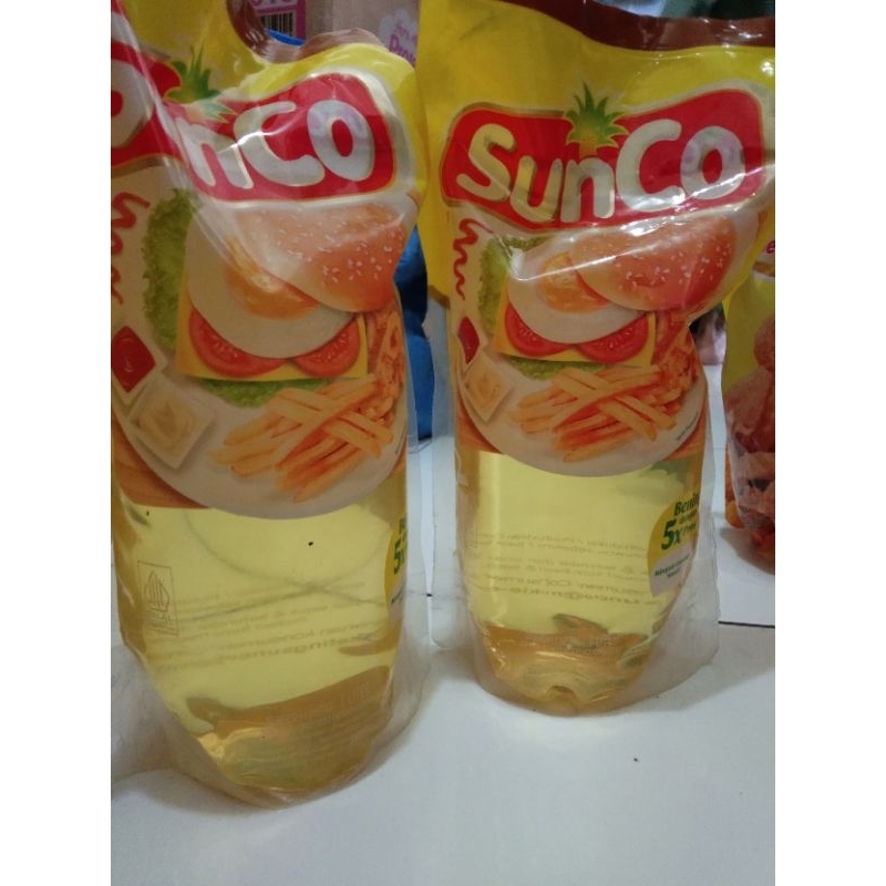 

sunco minyak goreng jernih