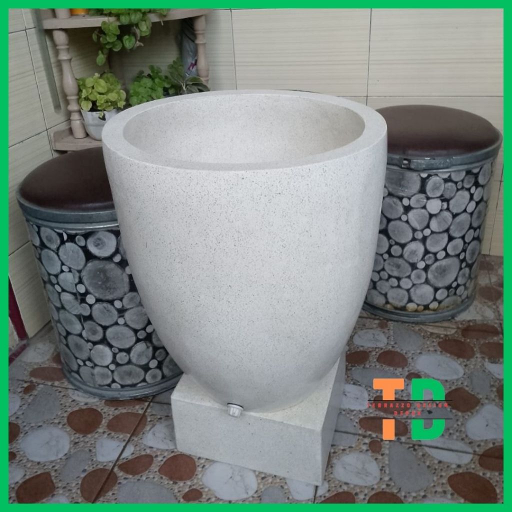 bak mandi minimalis marmer teraso