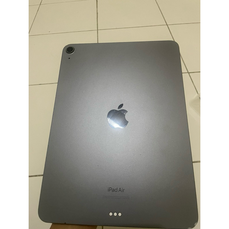 SECOND 2023 IPAD AIR 5 64GB WIFI ONLY